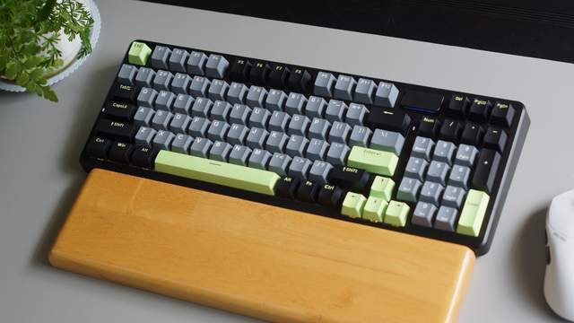 柏V700 DIY-98键盘不后悔澳门新葡京网站这么劲、那么美选雷(图2)