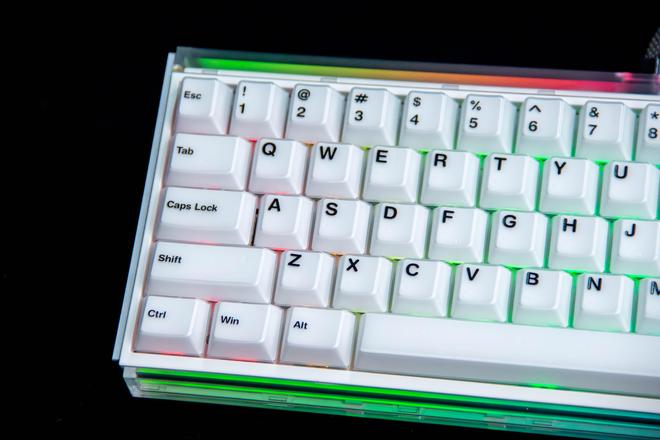 帽卷出新高度AKKO RAY 68澳门新葡京269元两面灯箱双层键(图2)